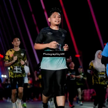 Runner Photo 6691173