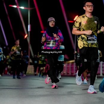 Runner Photo 6691174