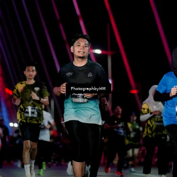 Runner Photo 6691178