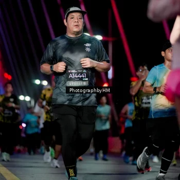 Runner Photo 6691245