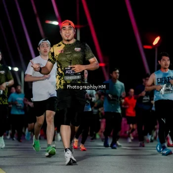 Runner Photo 6691247