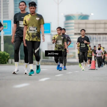 Runner Photo 6691256