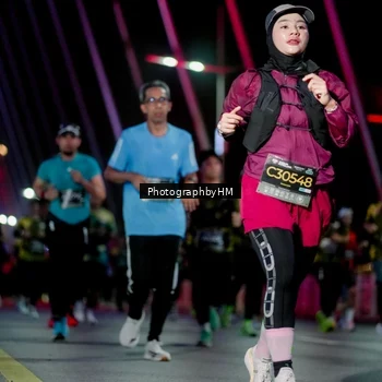 Runner Photo 6691405