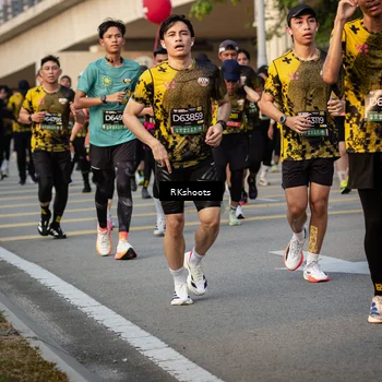 Runner Photo 6691415