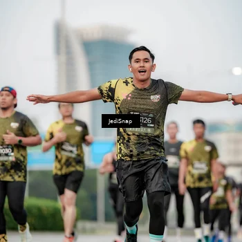 Runner Photo 6691419