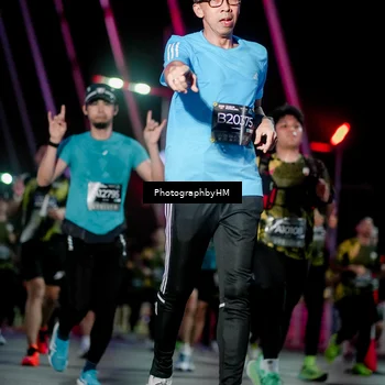 Runner Photo 6691423