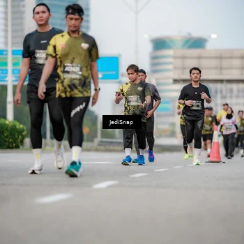 Runner Photo 6691488