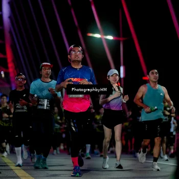 Runner Photo 6691576