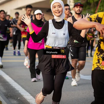 Runner Photo 6692029