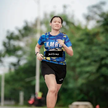 Runner Photo 6692033
