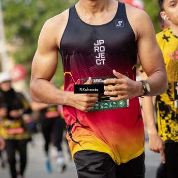 Runner Photo 6692039