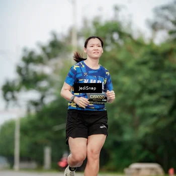 Runner Photo 6692074