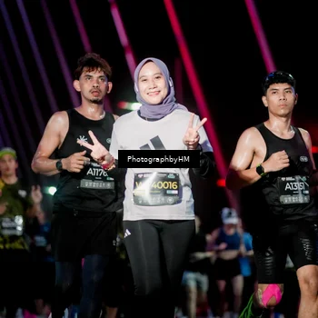 Runner Photo 6692084