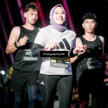 Runner Photo 6692101