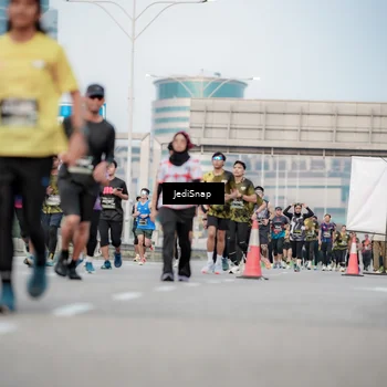 Runner Photo 6692212