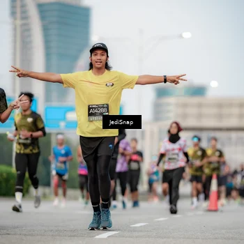 Runner Photo 6692272