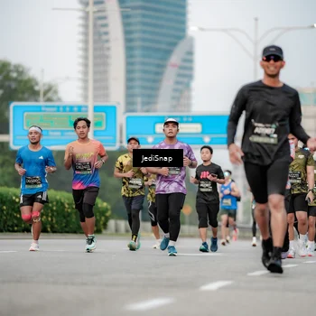 Runner Photo 6692320