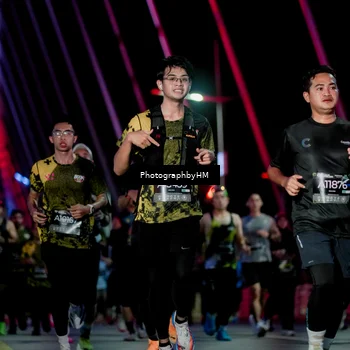 Runner Photo 6692373