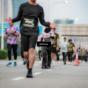 Runner Photo 6692393