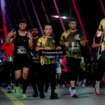 Runner Photo 6692401