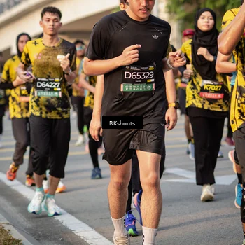 Runner Photo 6692540