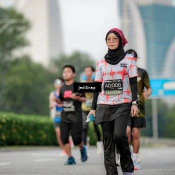 Runner Photo 6692550