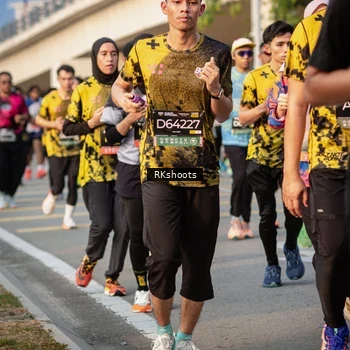 Runner Photo 6692575