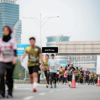 Runner Photo 6692594