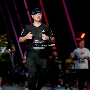 Runner Photo 6692660