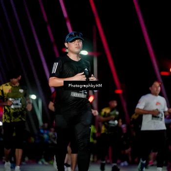 Runner Photo 6692670