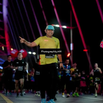 Runner Photo 6692681