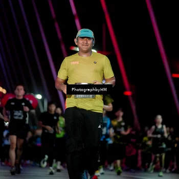 Runner Photo 6692705