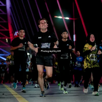 Runner Photo 6692715