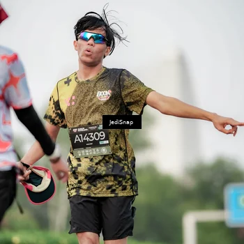 Runner Photo 6692726