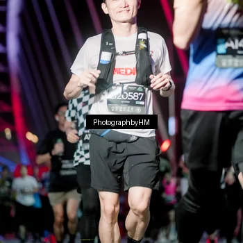Runner Photo 6692785