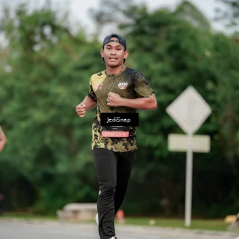 Runner Photo 6692831