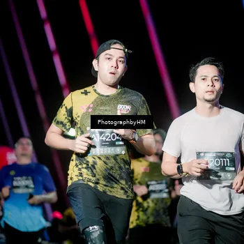 Runner Photo 6692857