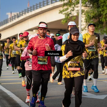 Runner Photo 6692874