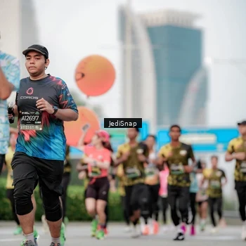 Runner Photo 6693060