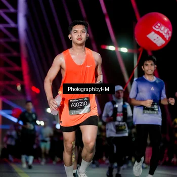 Runner Photo 6693137