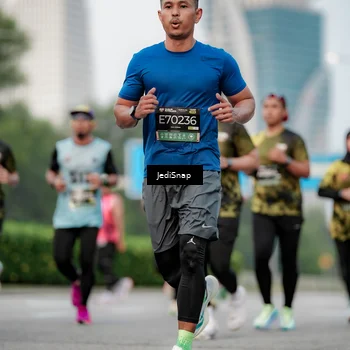 Runner Photo 6693139