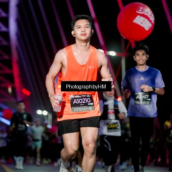 Runner Photo 6693147
