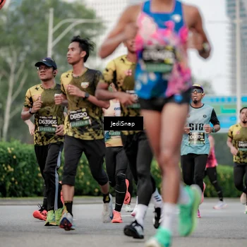Runner Photo 6693174