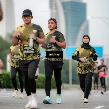 Runner Photo 6693207