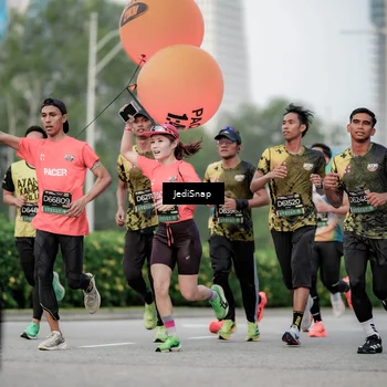 Runner Photo 6693238