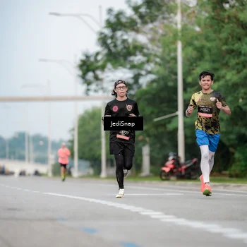 Runner Photo 6693307