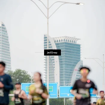 Runner Photo 6693400