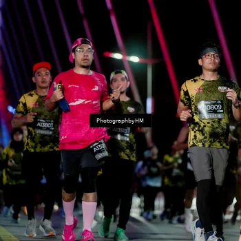 Runner Photo 6693456