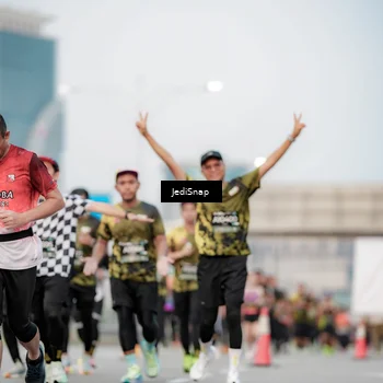 Runner Photo 6693472