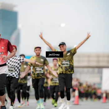 Runner Photo 6693473